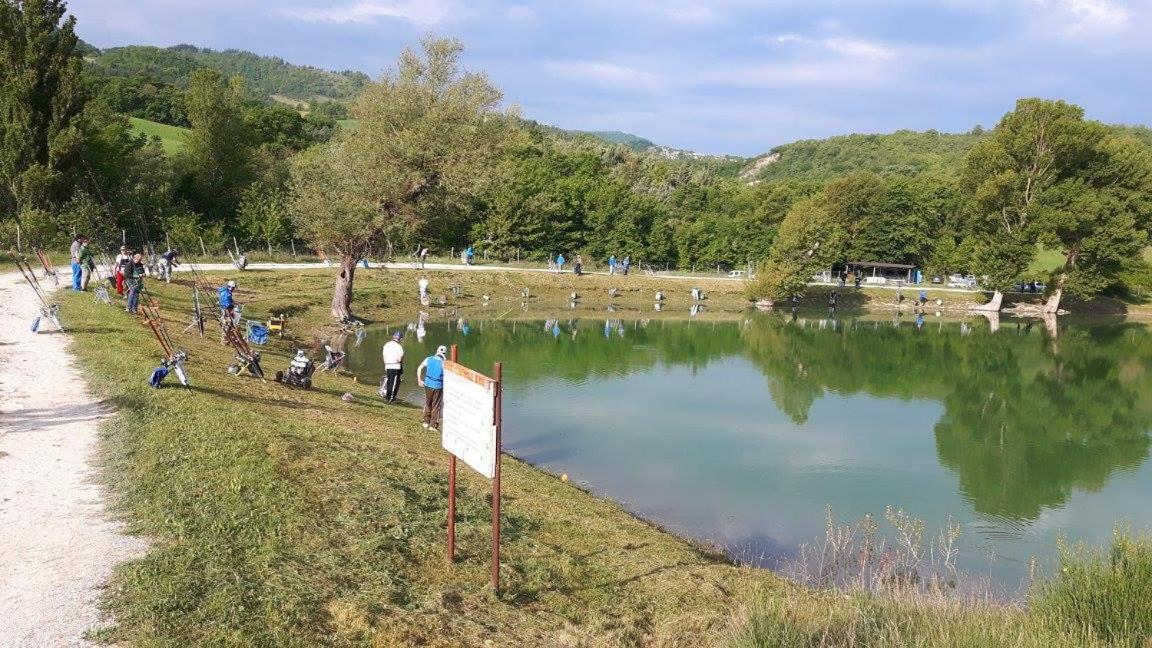 Apecchio Relais Valguerrieraゲストハウス エクステリア 写真