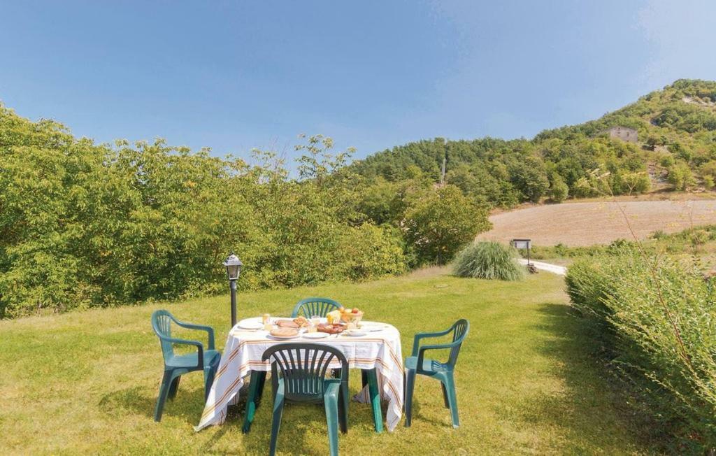 Apecchio Relais Valguerrieraゲストハウス エクステリア 写真