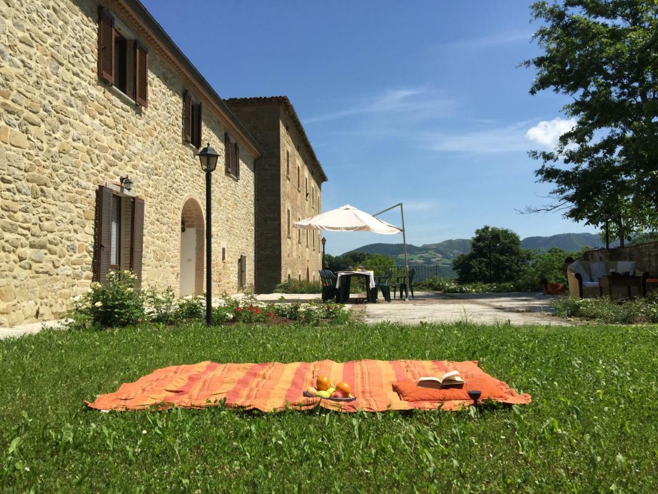 Apecchio Relais Valguerrieraゲストハウス エクステリア 写真